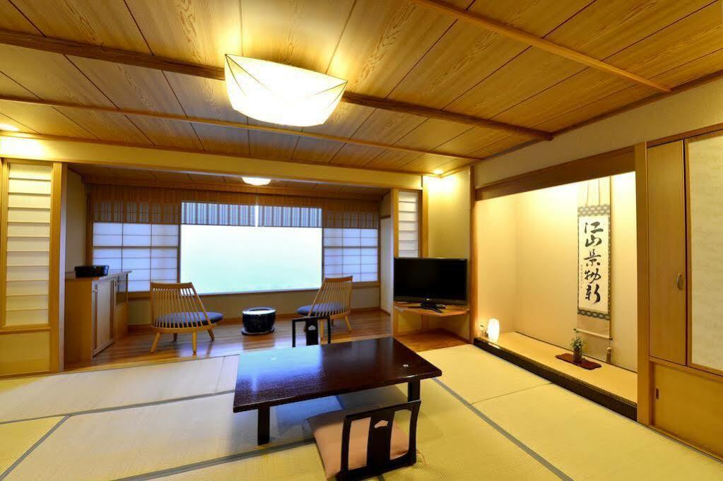 Ryokan Ayu No Sato Hitojosi Kültér fotó